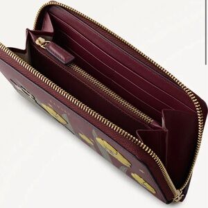 BRAND NEW  WALLET Elegant Burgundy with Gold Accent